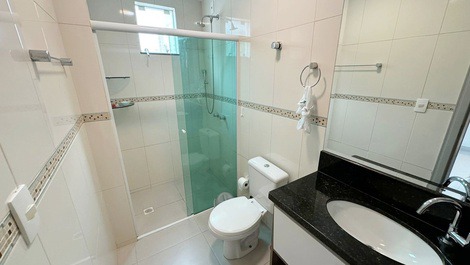 Ed Balmares: 2 suites // barbecue // air conditioning