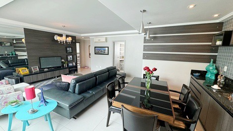 Ed Balmares: 2 suites // barbecue // air conditioning