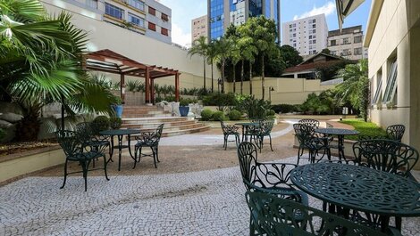Flat Oscar Freire Hosp. Clinics with Parking