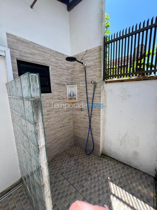 Casa para aluguel de temporada em São Francisco do Sul (Prainha)