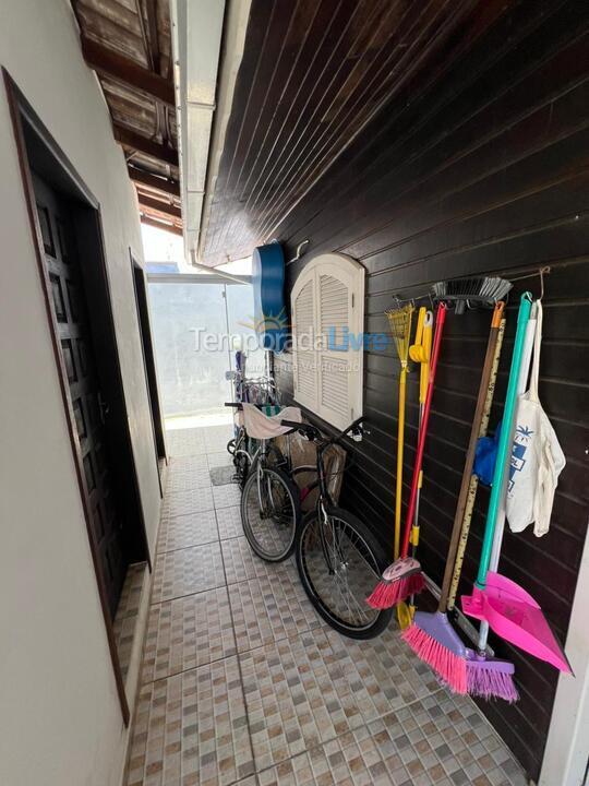 Casa para aluguel de temporada em São Francisco do Sul (Prainha)