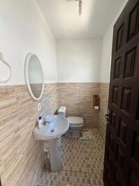 Excelente casa, 3 quartos com AC, WI-FI, churrasqueira, 3 garagens