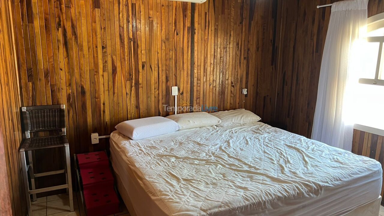 Casa para aluguel de temporada em São Francisco do Sul (Prainha)