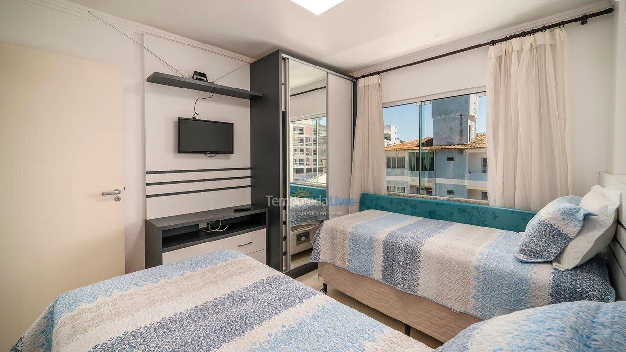 Apartment for vacation rental in Bombinhas (Praia de Bombas)