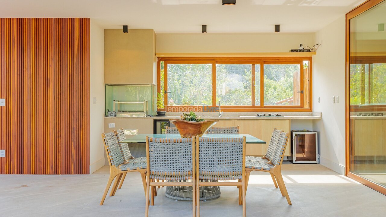Casa para alquiler de vacaciones em Mata de São João (Praia do Forte)