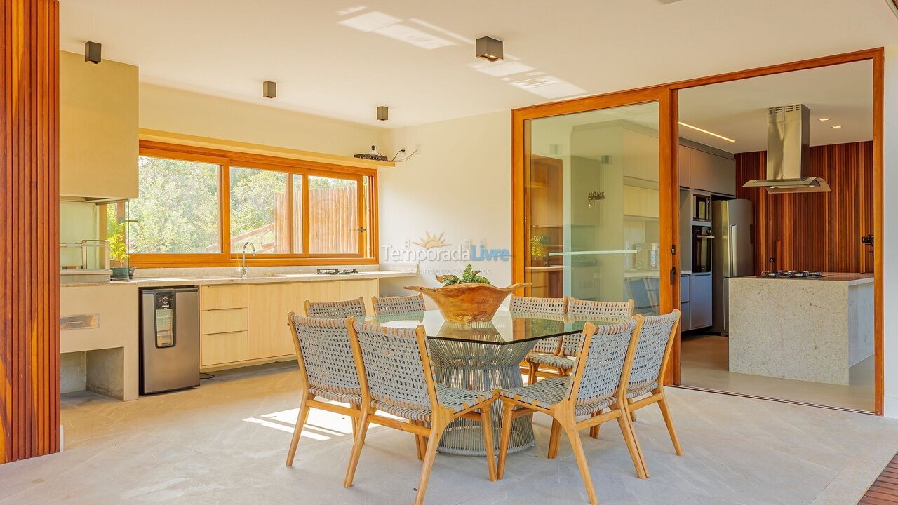 Casa para alquiler de vacaciones em Mata de São João (Praia do Forte)