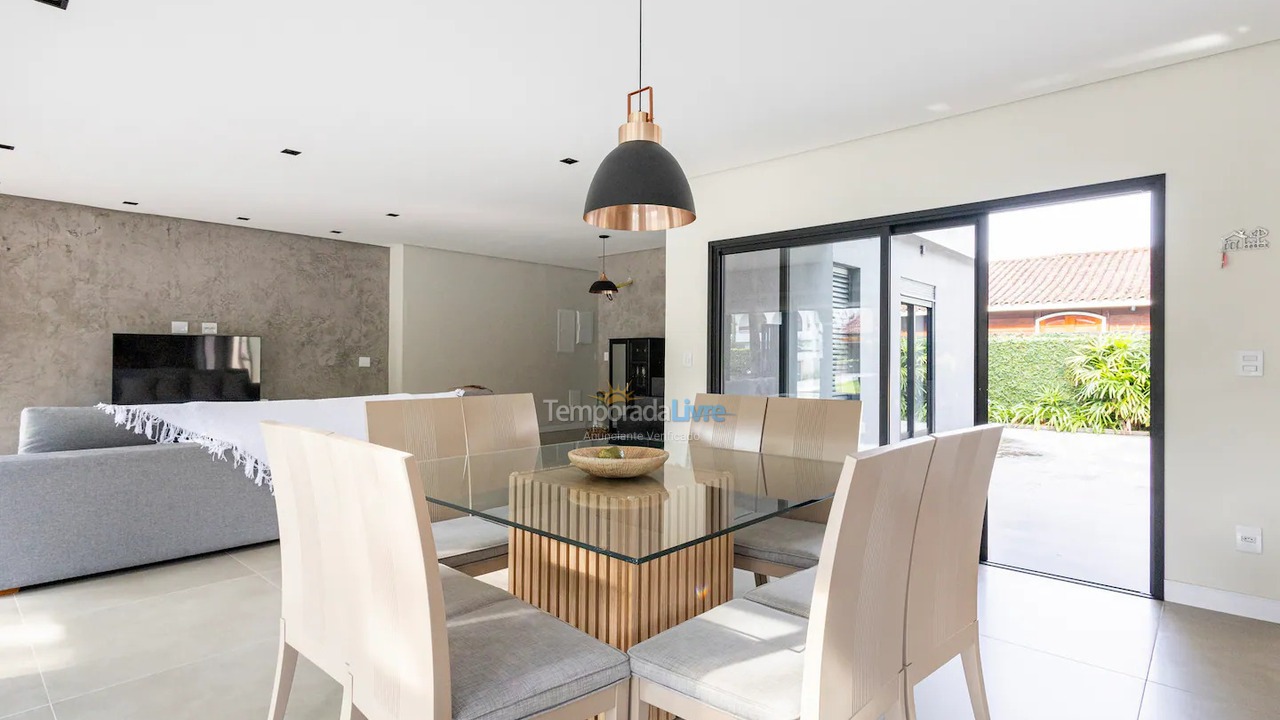 Casa para alquiler de vacaciones em Bertioga (Riviera de São Lourenço)