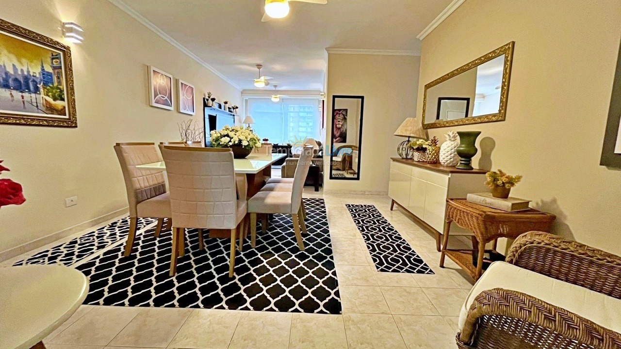 Apartamento para aluguel de temporada em Guarujá (Pitangueiras)