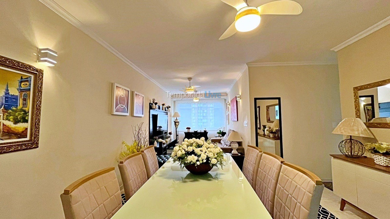 Apartamento para aluguel de temporada em Guarujá (Pitangueiras)