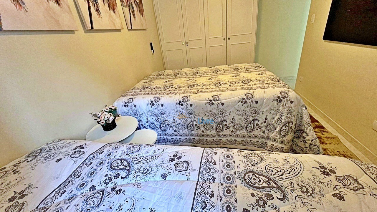 Apartamento para aluguel de temporada em Guarujá (Pitangueiras)