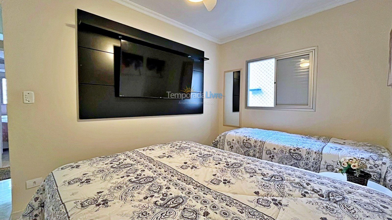 Apartamento para aluguel de temporada em Guarujá (Pitangueiras)