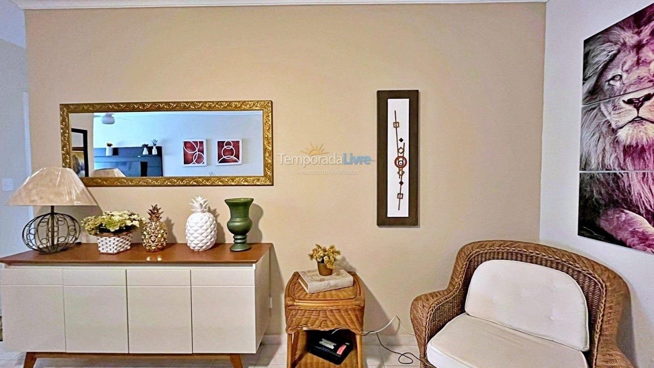 Apartamento para aluguel de temporada em Guarujá (Pitangueiras)