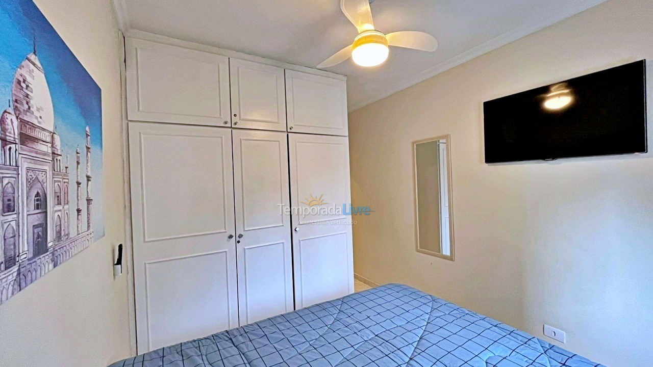 Apartamento para aluguel de temporada em Guarujá (Pitangueiras)