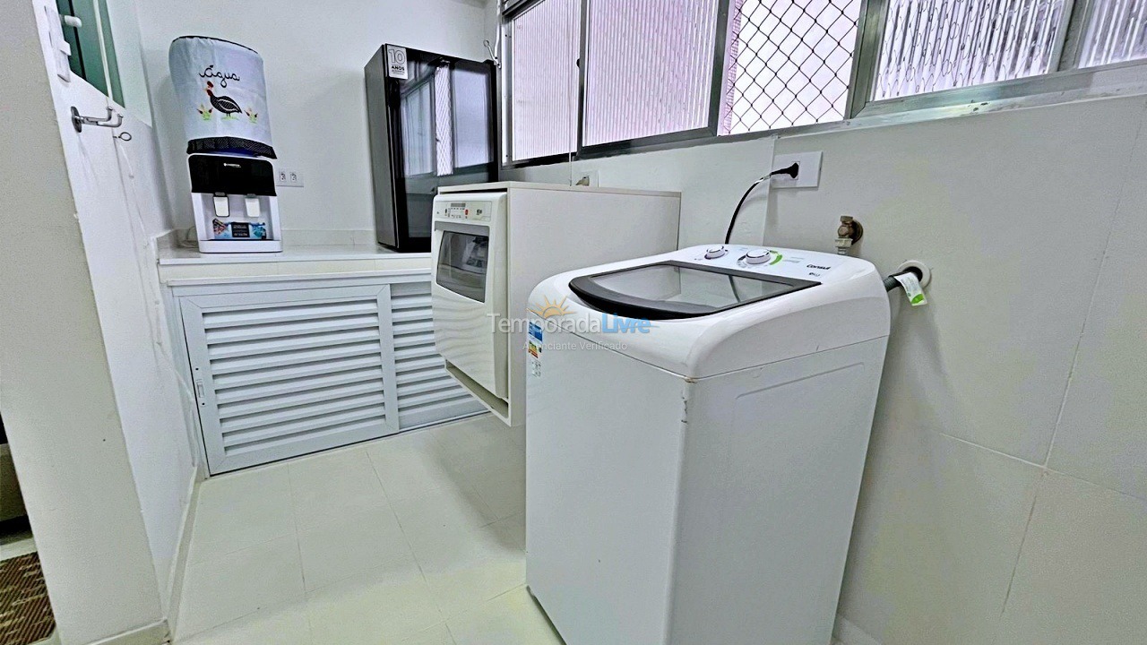 Apartamento para aluguel de temporada em Guarujá (Pitangueiras)