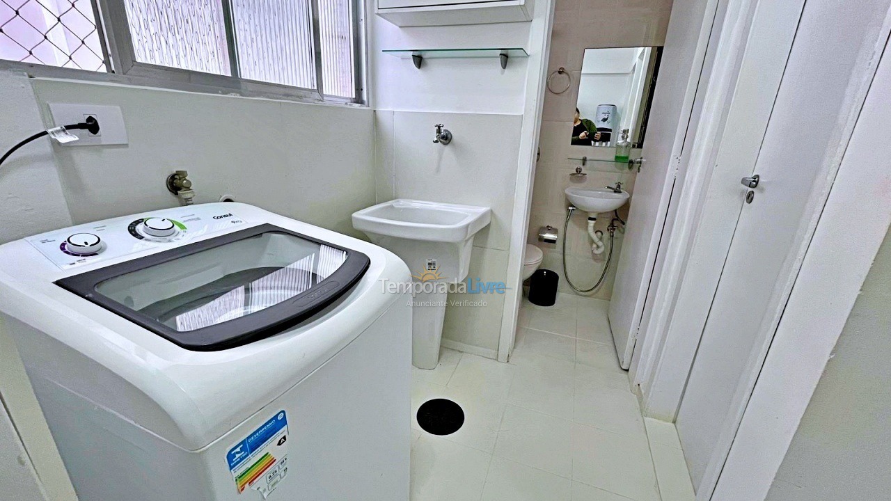 Apartamento para aluguel de temporada em Guarujá (Pitangueiras)