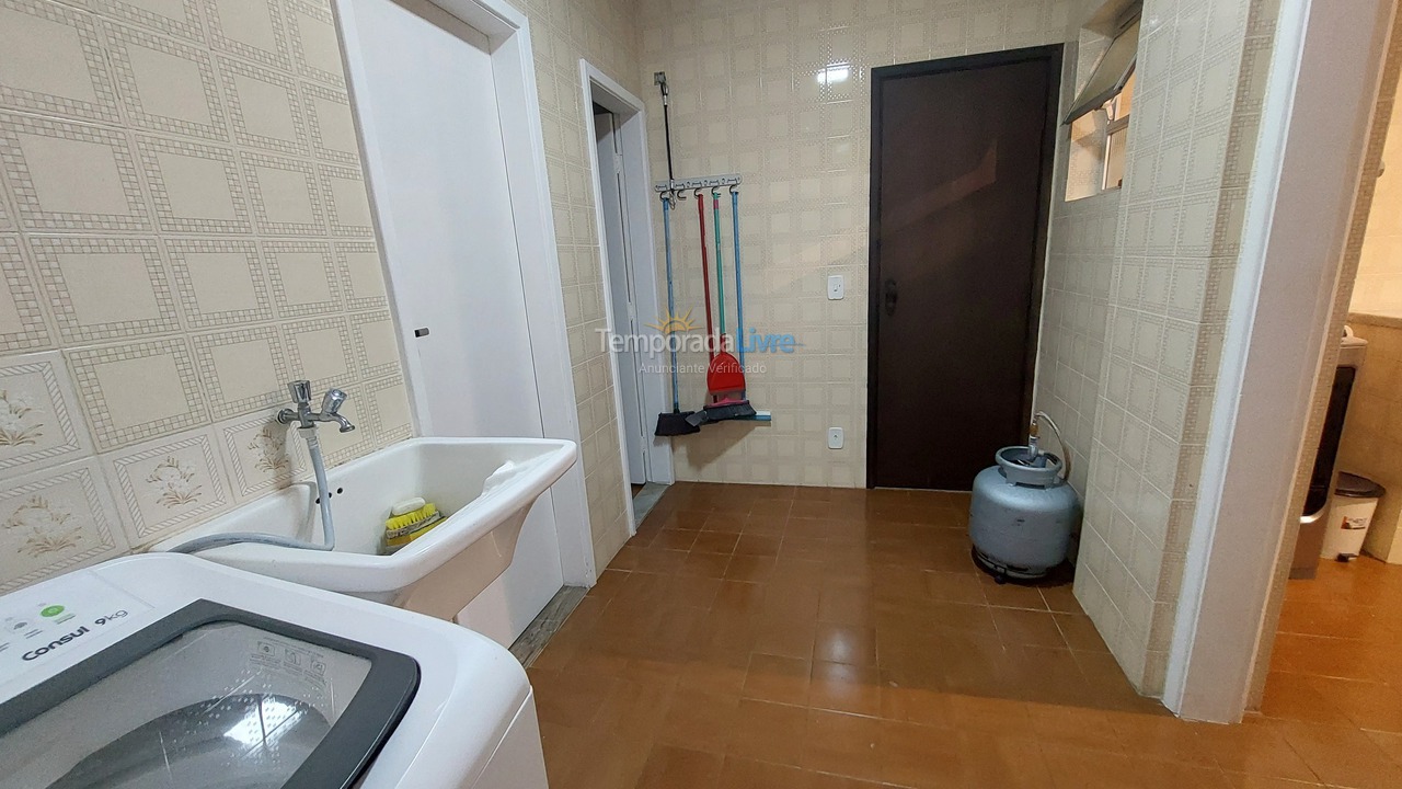 Apartamento para aluguel de temporada em Guarapari (Praia da Areia Preta)