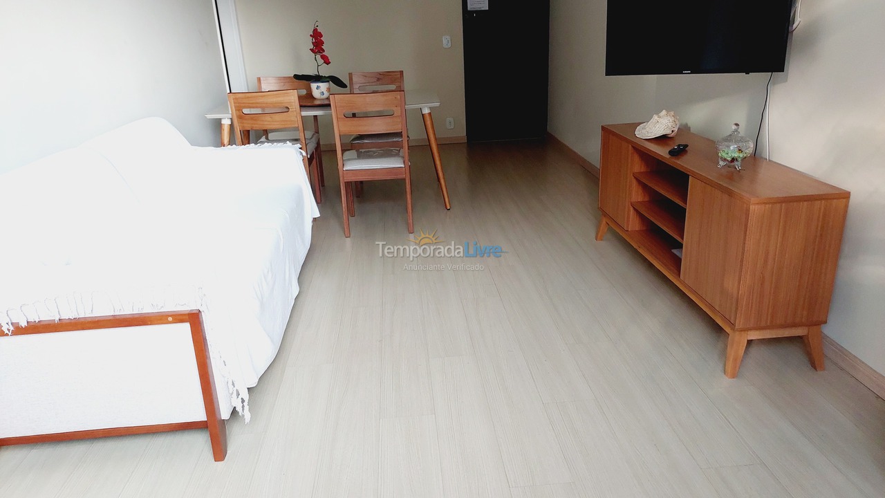 Apartamento para aluguel de temporada em Guarapari (Praia da Areia Preta)