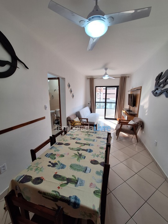 Apartment for vacation rental in Praia Grande (Vila Tupy)