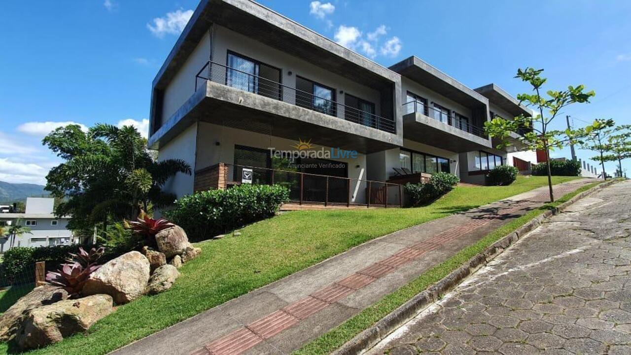 Casa para alquiler de vacaciones em Garopaba (Panorâmico)