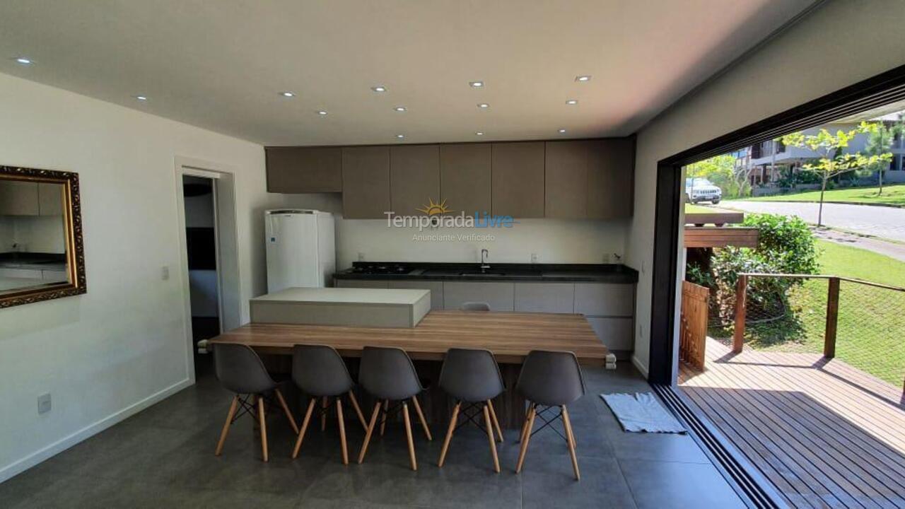 Casa para alquiler de vacaciones em Garopaba (Panorâmico)