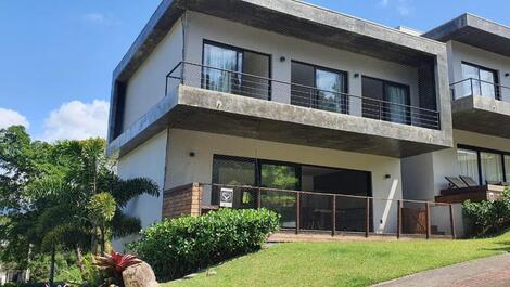 Casa para hasta 6 personas en el Barrio Panorámico de Garopaba/SC