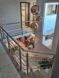 House for seasonal rental for up to 10 people in the Center of Garopaba/SC