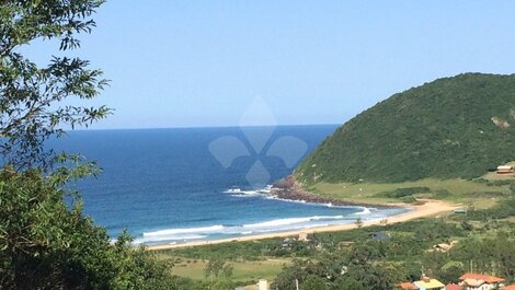 Casa Temporada até 8 pessoas no bairro Praia da Silveira Garopaba-SC