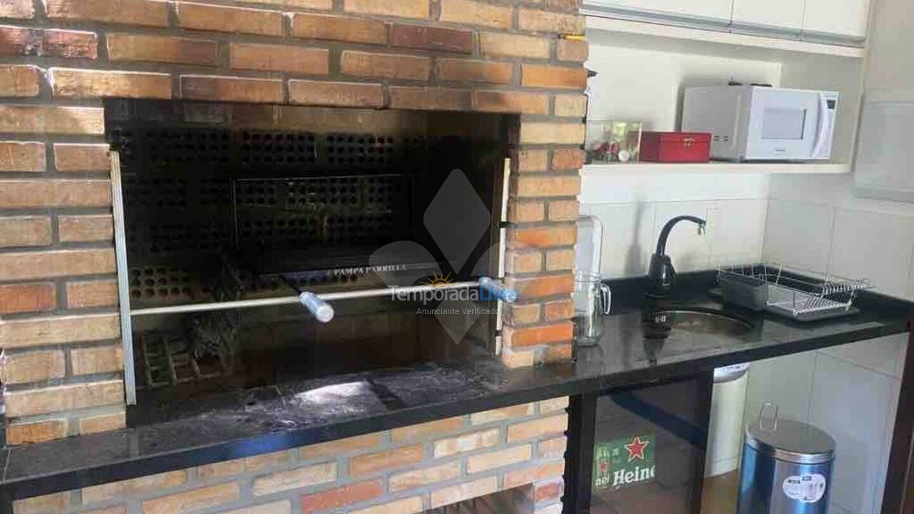 Casa para alquiler de vacaciones em Garopaba (Praia do Silveira)