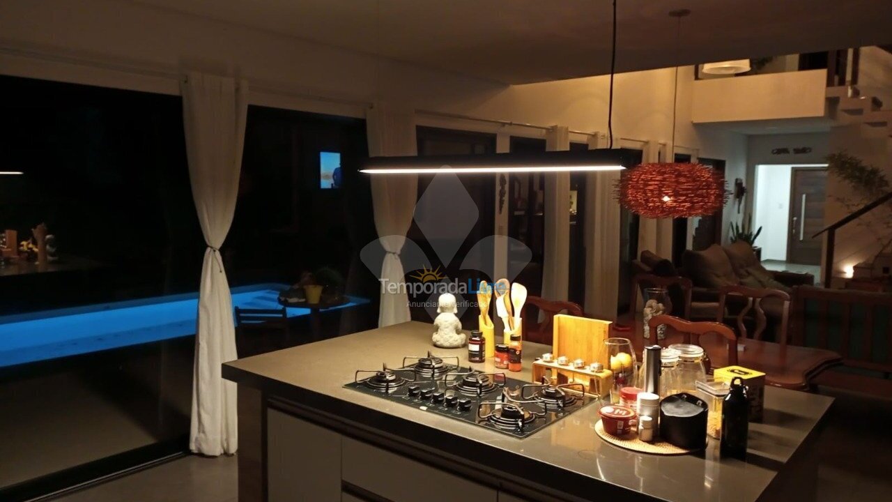 Casa para alquiler de vacaciones em Garopaba (Centro)