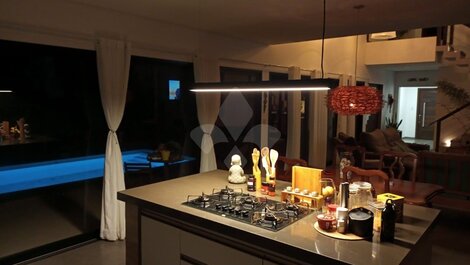 Casa de alquiler por temporada para hasta 9 personas en Bairro Centro en Garopaba/SC