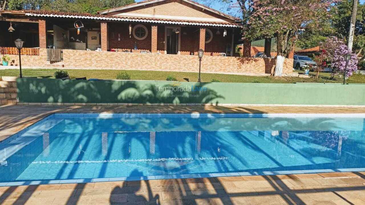 Chácara / sítio para aluguel de temporada em Nazaré Paulista (Ribeirao Acima)