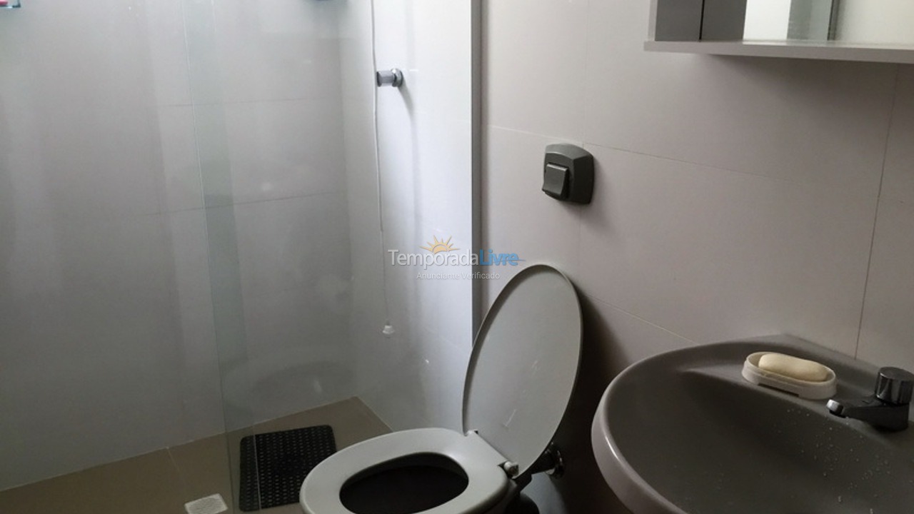 Apartamento para alquiler de vacaciones em Itapema (Meia Praia)