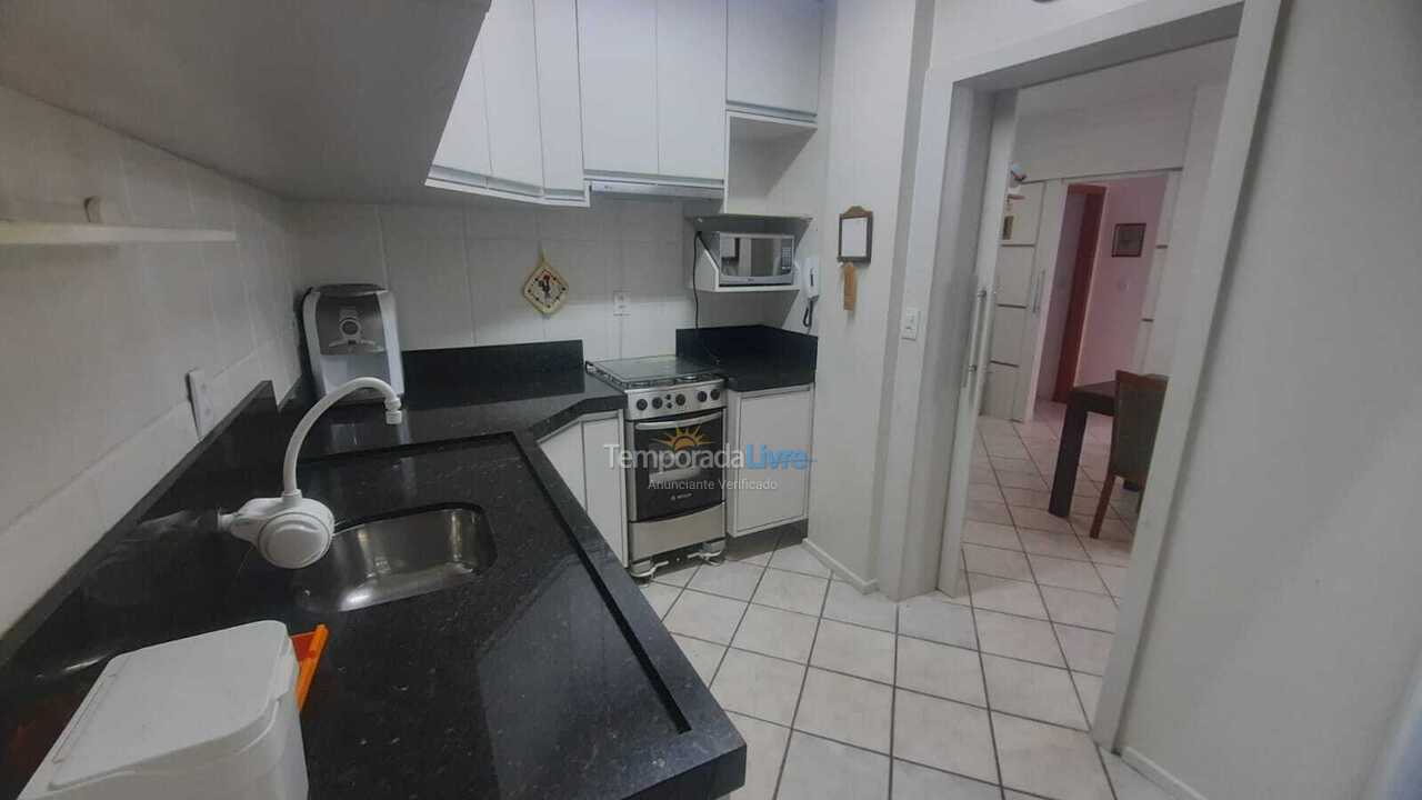 Apartamento para alquiler de vacaciones em Itapema (Meia Praia)