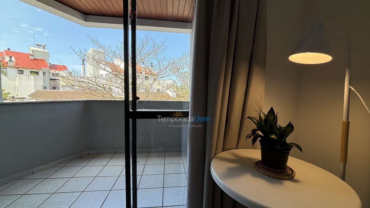 Apartment for vacation rental in Florianópolis (Canasvierias)