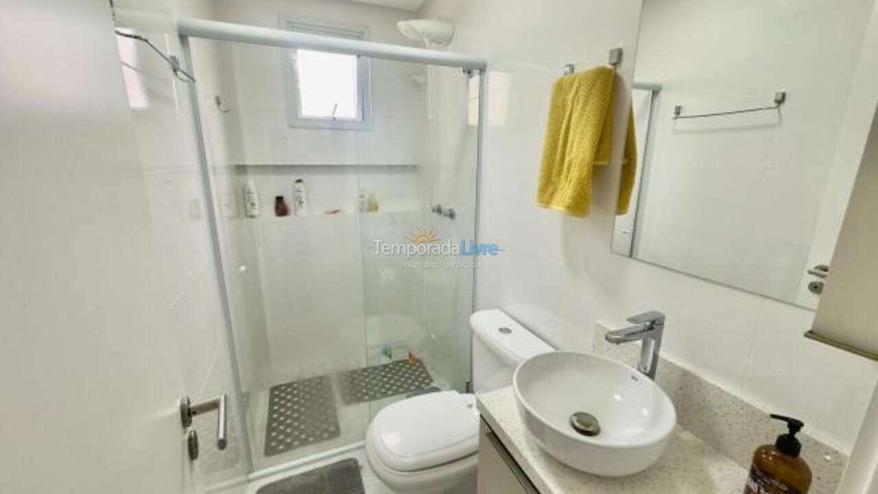 Casa para aluguel de temporada em Itapema (Meia Praia)