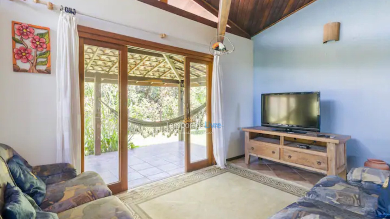 Casa para aluguel de temporada em Ubatuba (Praia de Itamambuca)