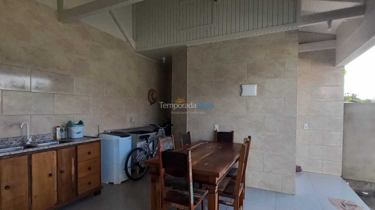 Casa para alquiler de vacaciones em Bombinhas (Mariscal)