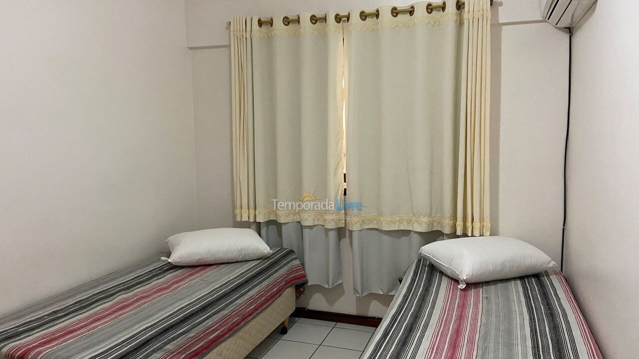 Apartamento para alquiler de vacaciones em Itapema (Meia Praia)