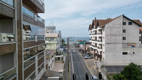 061 - Apartamento 2 dormitórios em Bombas