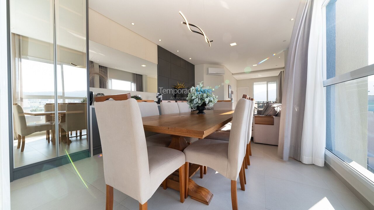 Apartment for vacation rental in Bombinhas (Mariscal)