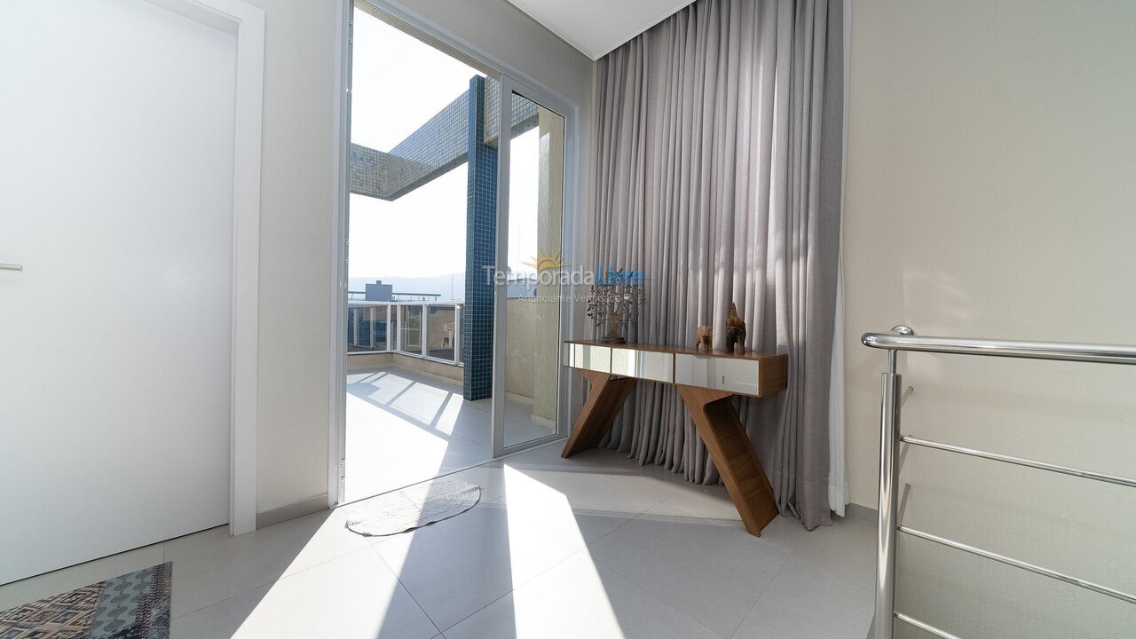 Apartment for vacation rental in Bombinhas (Mariscal)