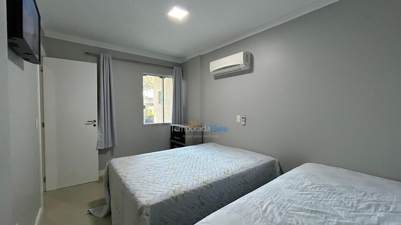 Apartamento para alquiler de vacaciones em Bombinhas (Praia de Bombas)