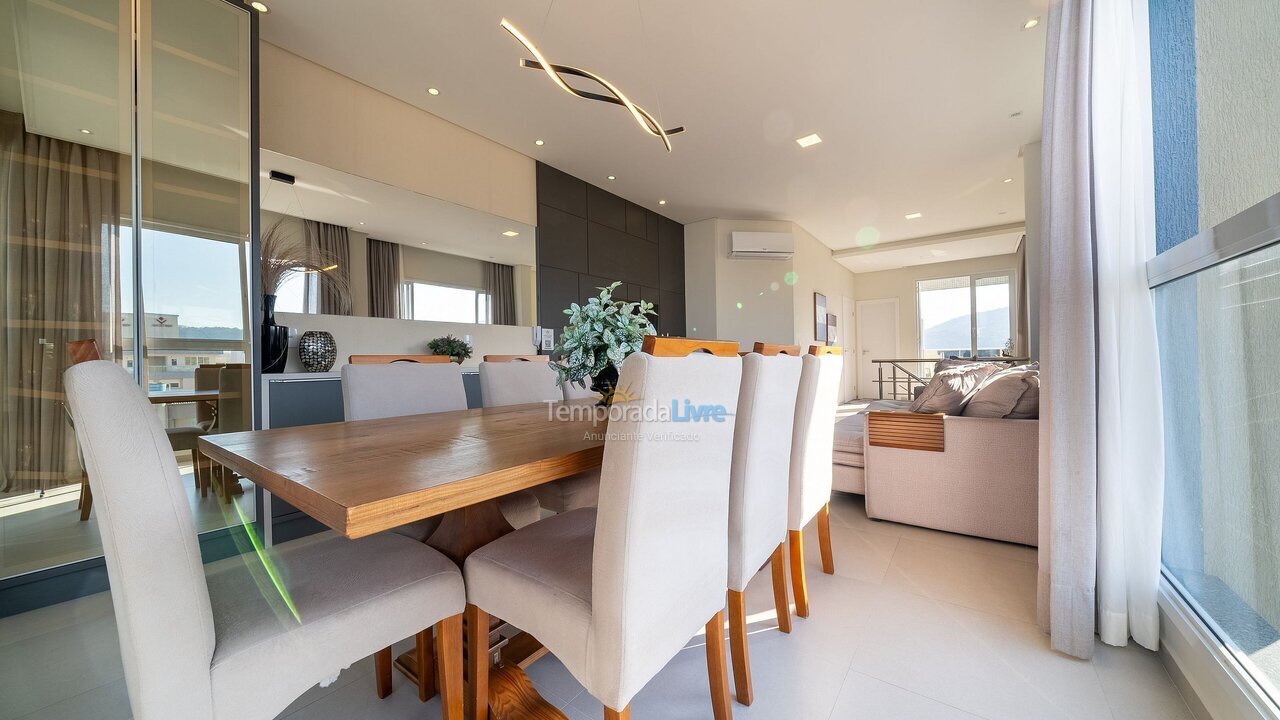 Apartment for vacation rental in Bombinhas (Mariscal)