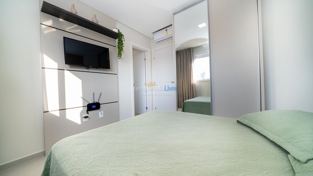 Apartment for vacation rental in Bombinhas (Mariscal)