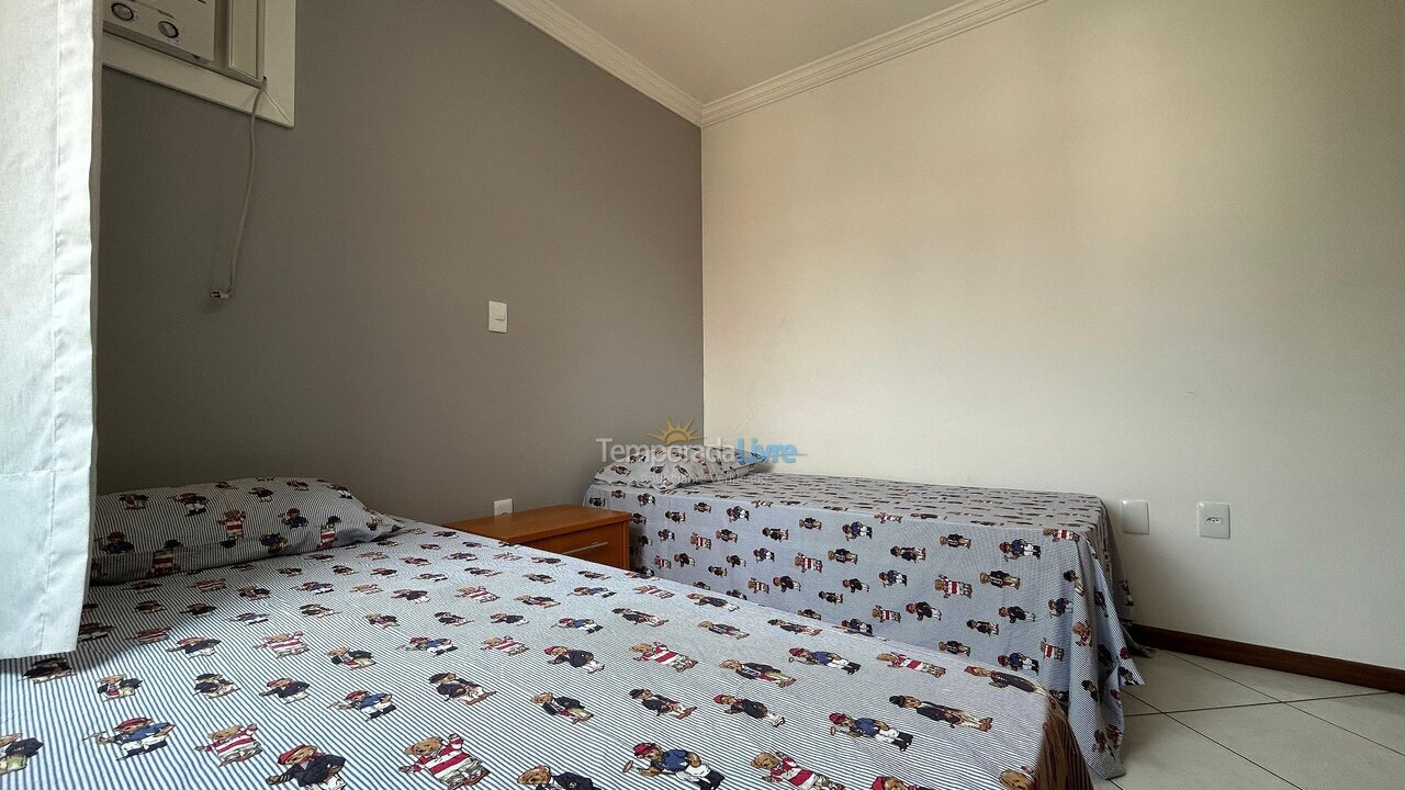 Apartment for vacation rental in Bombinhas (Praia de Bombas)