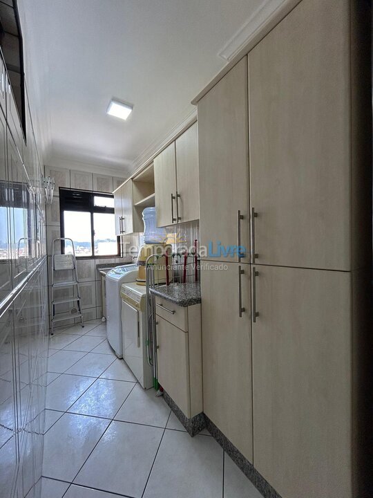 Apartment for vacation rental in Bombinhas (Praia de Bombas)