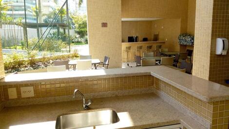 Apartamento 3 dormitórios (2 suítes) em Riviera