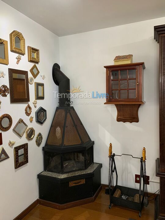 Casa para aluguel de temporada em Gramado (Centro)