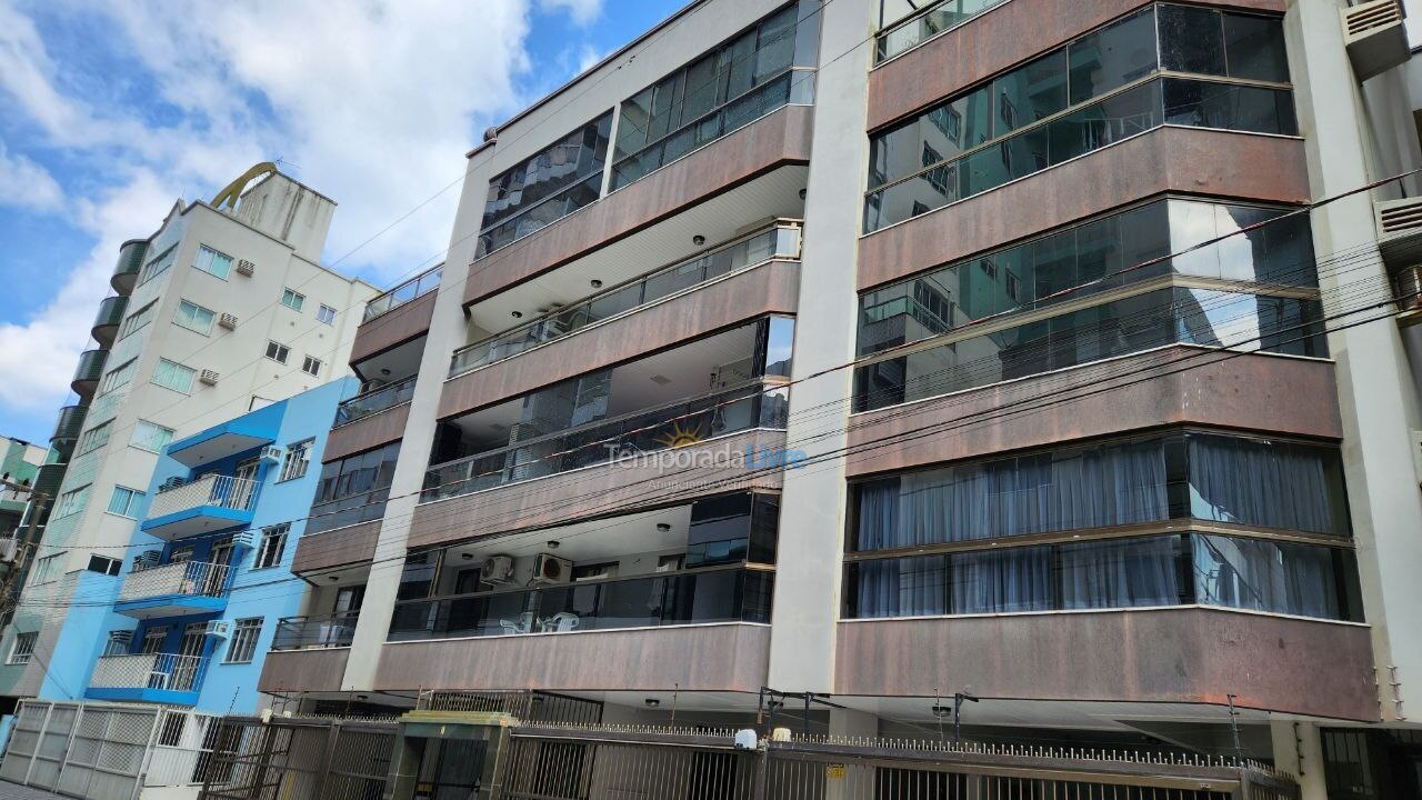 Apartamento para alquiler de vacaciones em Itapema (Meia Praia)