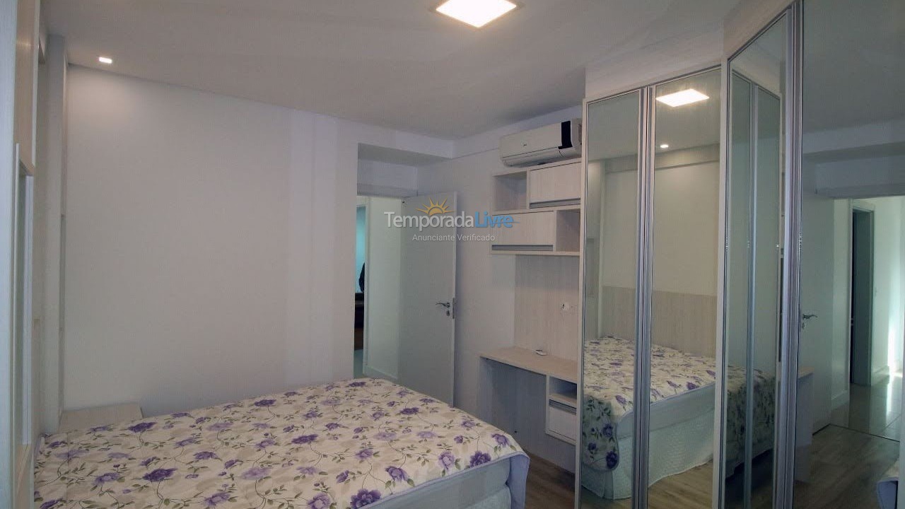 House for vacation rental in Itapema (Meia Praia)